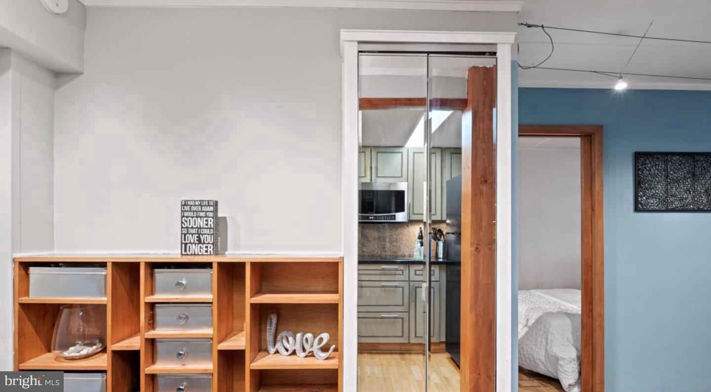 MEADOW WOOD - Residential