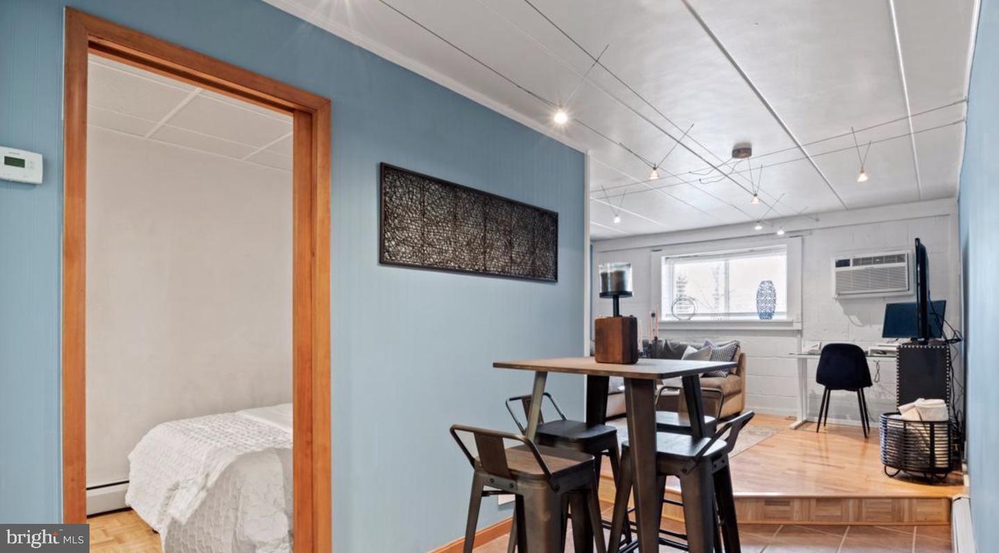 MEADOW WOOD - Residential