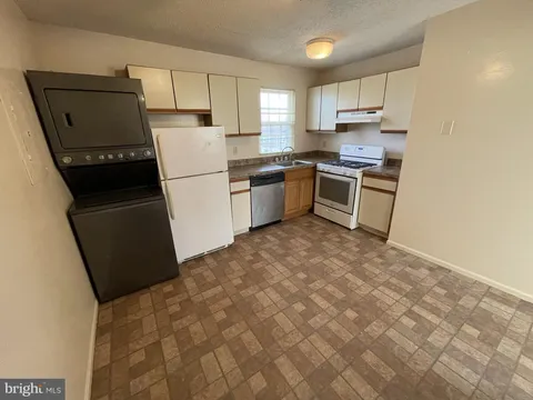 100 Park Boulevard Unit 17D, Cherry Hill, NJ MLS: NJCD2091600