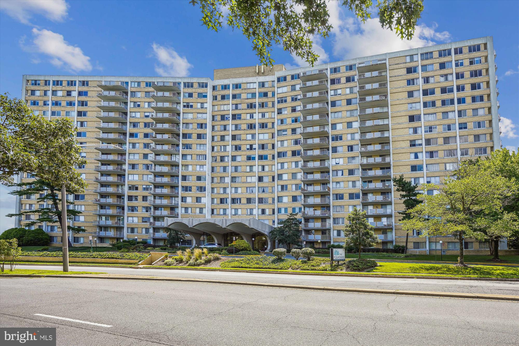 THE FOUNTAINS - Residential