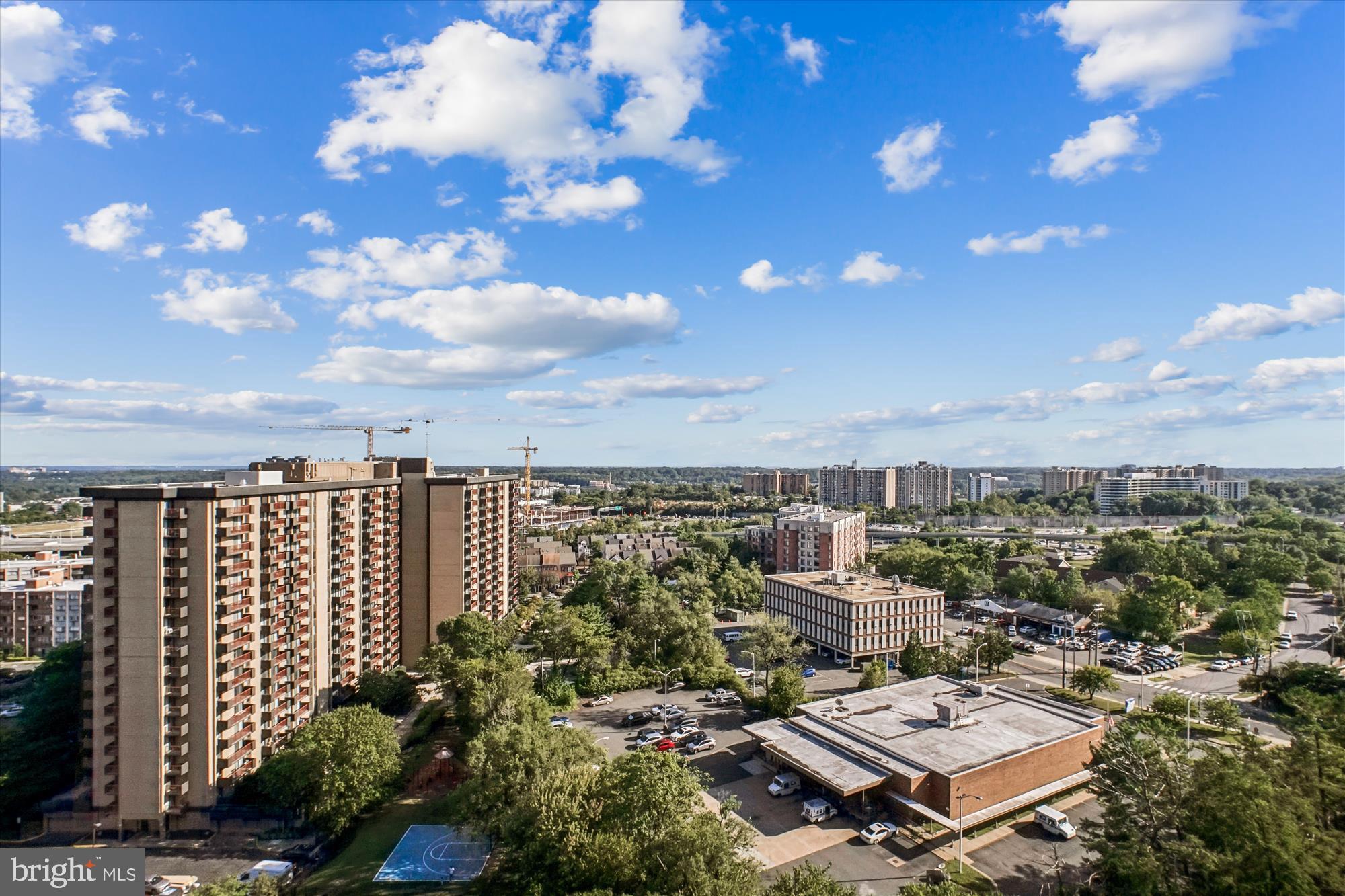 THE FOUNTAINS - Residential