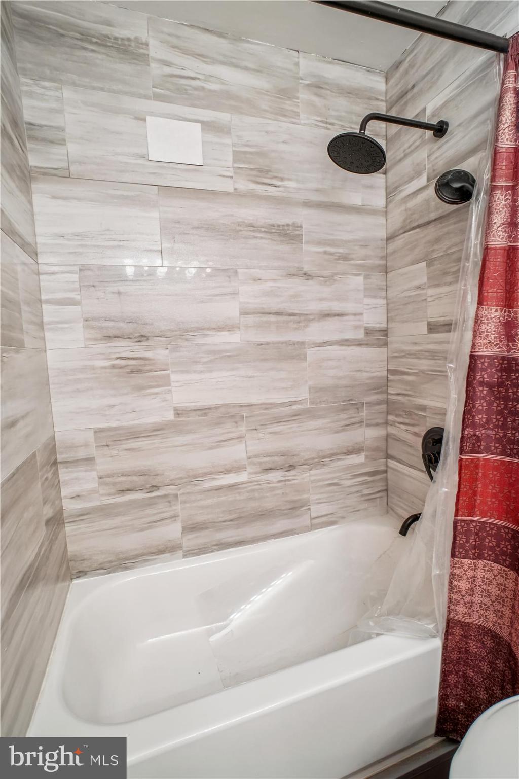 THE FOUNTAINS - Residential