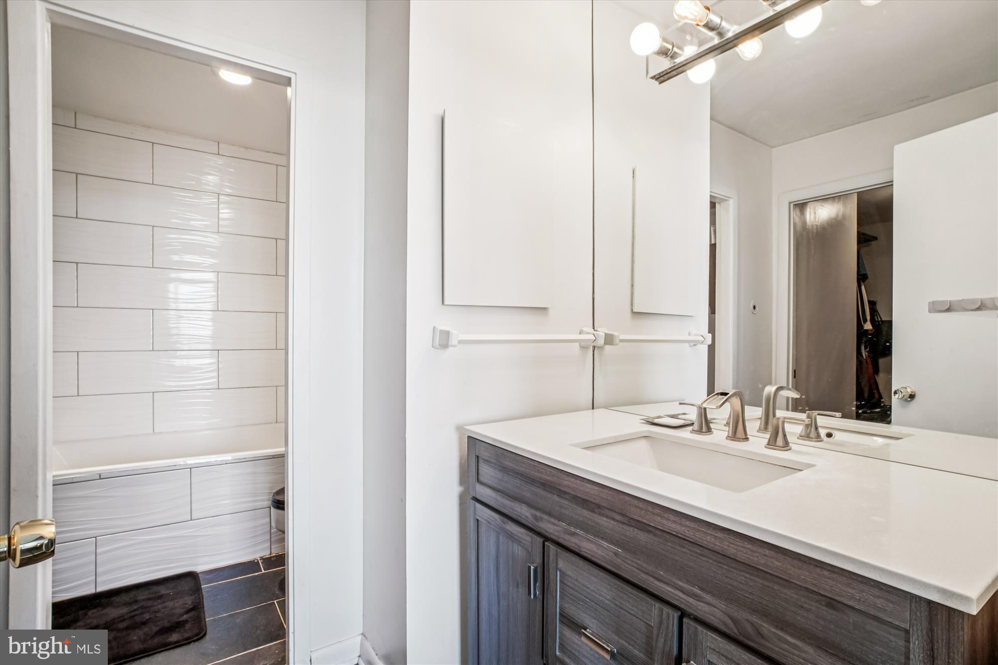 THE FOUNTAINS - Residential