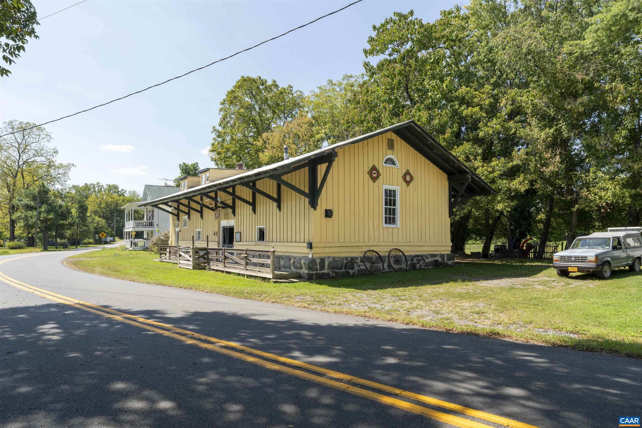 18276 RAPIDAN RD