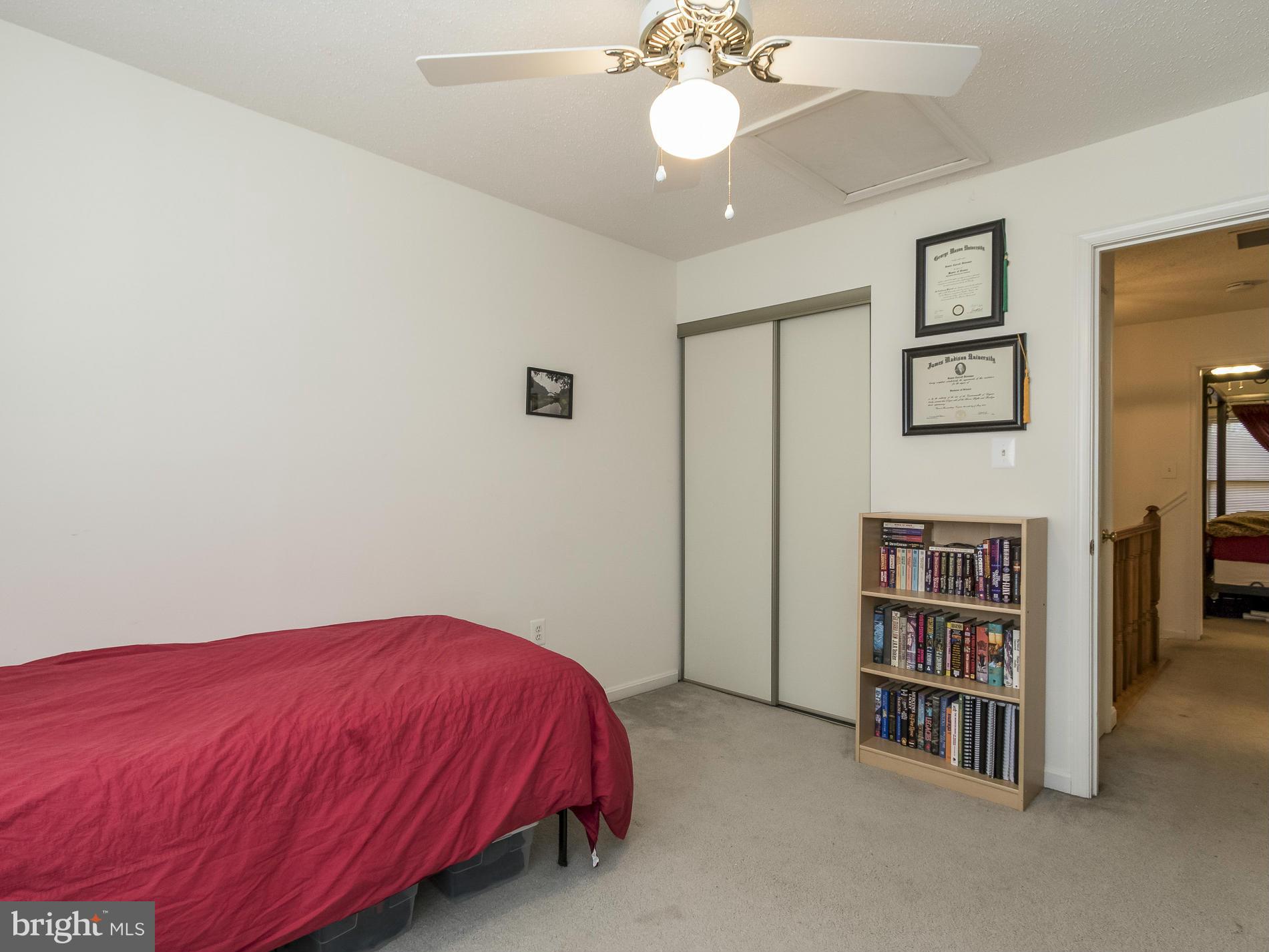 LAKE RIDGE - Residential