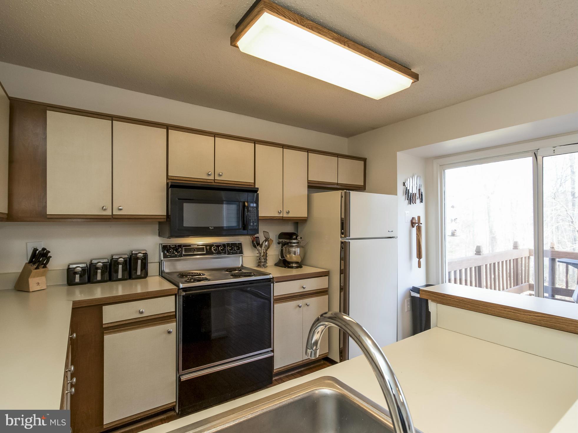 LAKE RIDGE - Residential