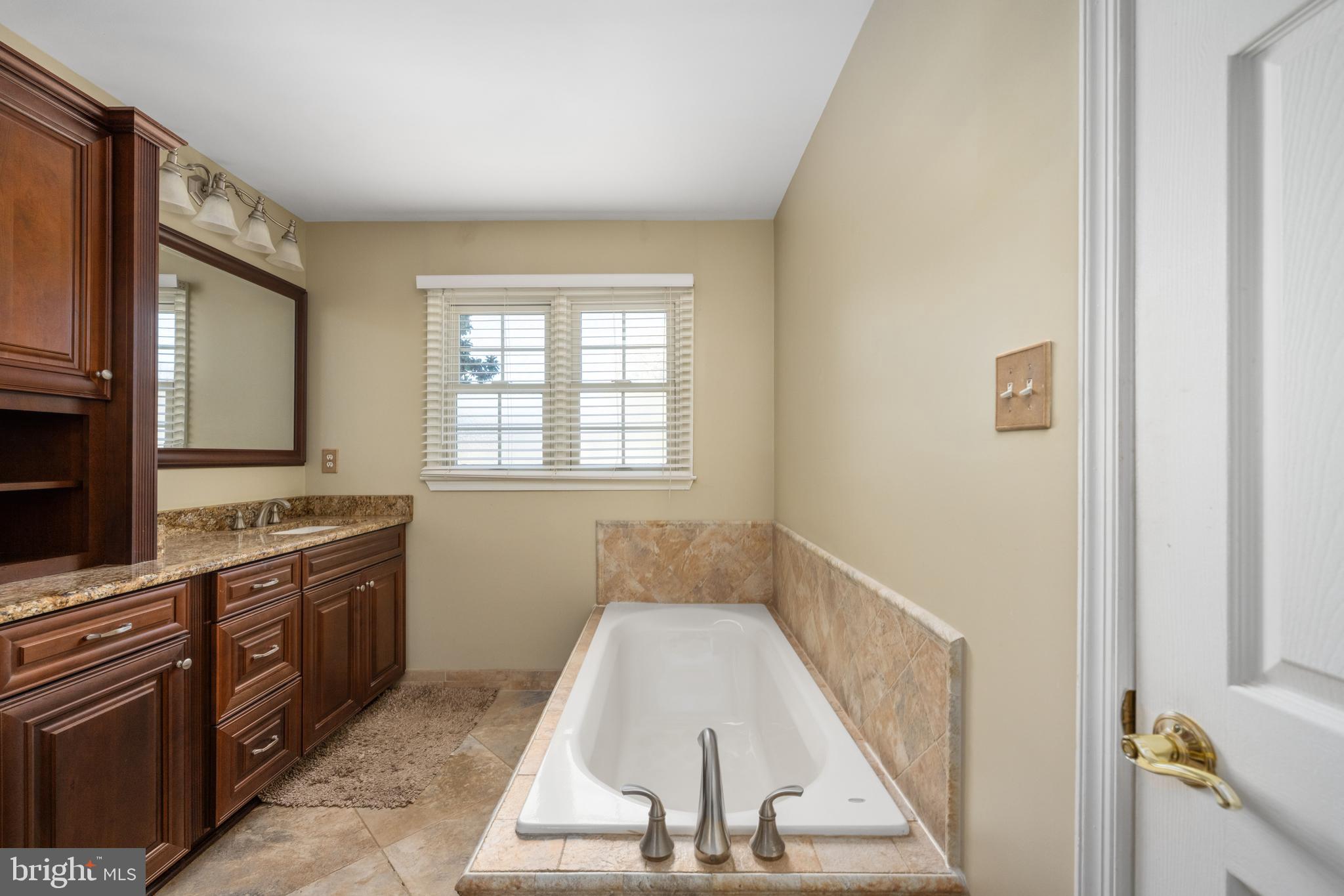 THE COLONIES OF PARK RIDGE - Residential