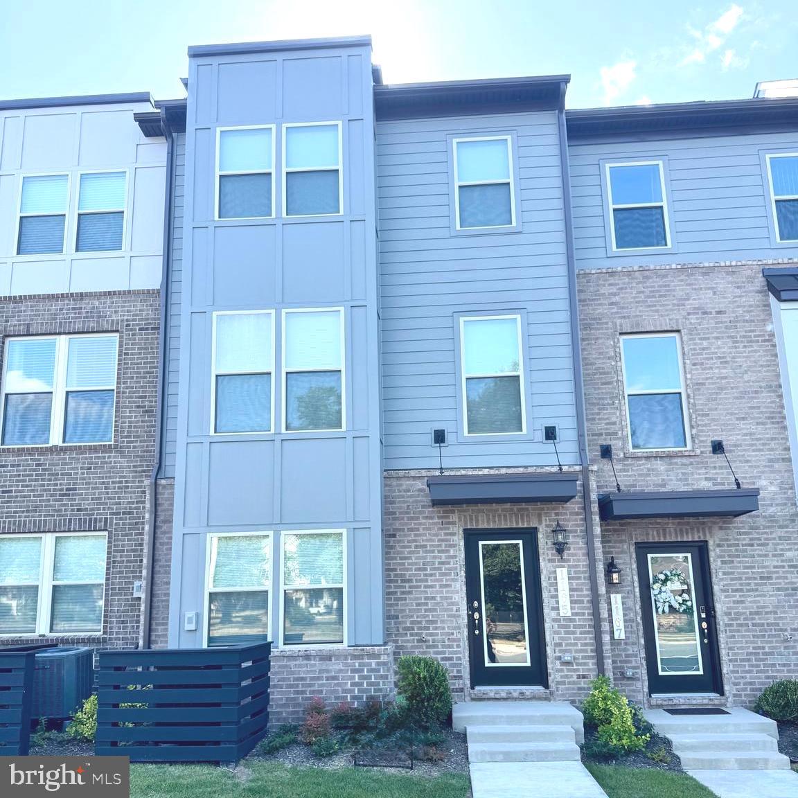 1165 HERNDON PARKWAY PARKWAY