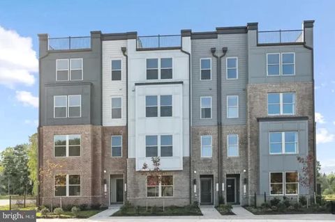 1165 HERNDON PARKWAY PARKWAY HERNDON VA 20170