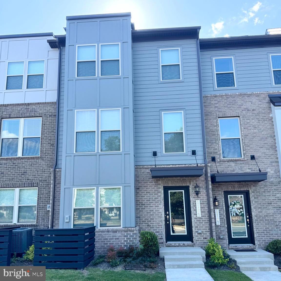 1165 HERNDON PARKWAY PARKWAY