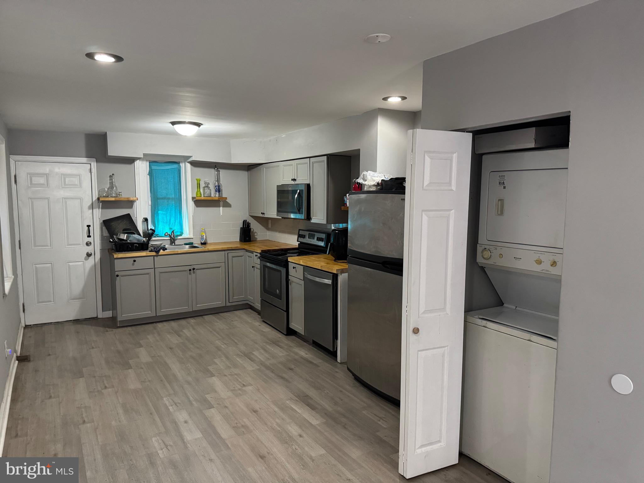 WEST PHILADELPHIA - Residential