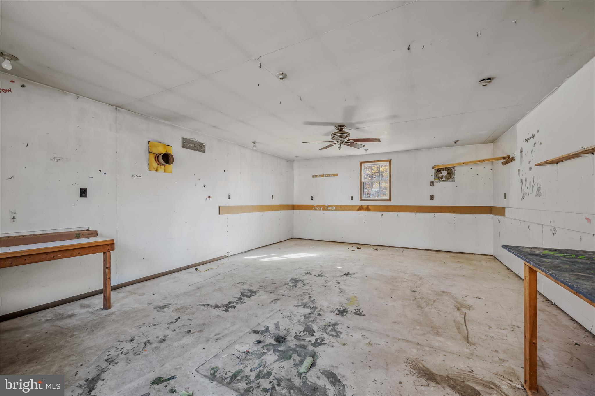 GREAT CACAPON - Residential Lease