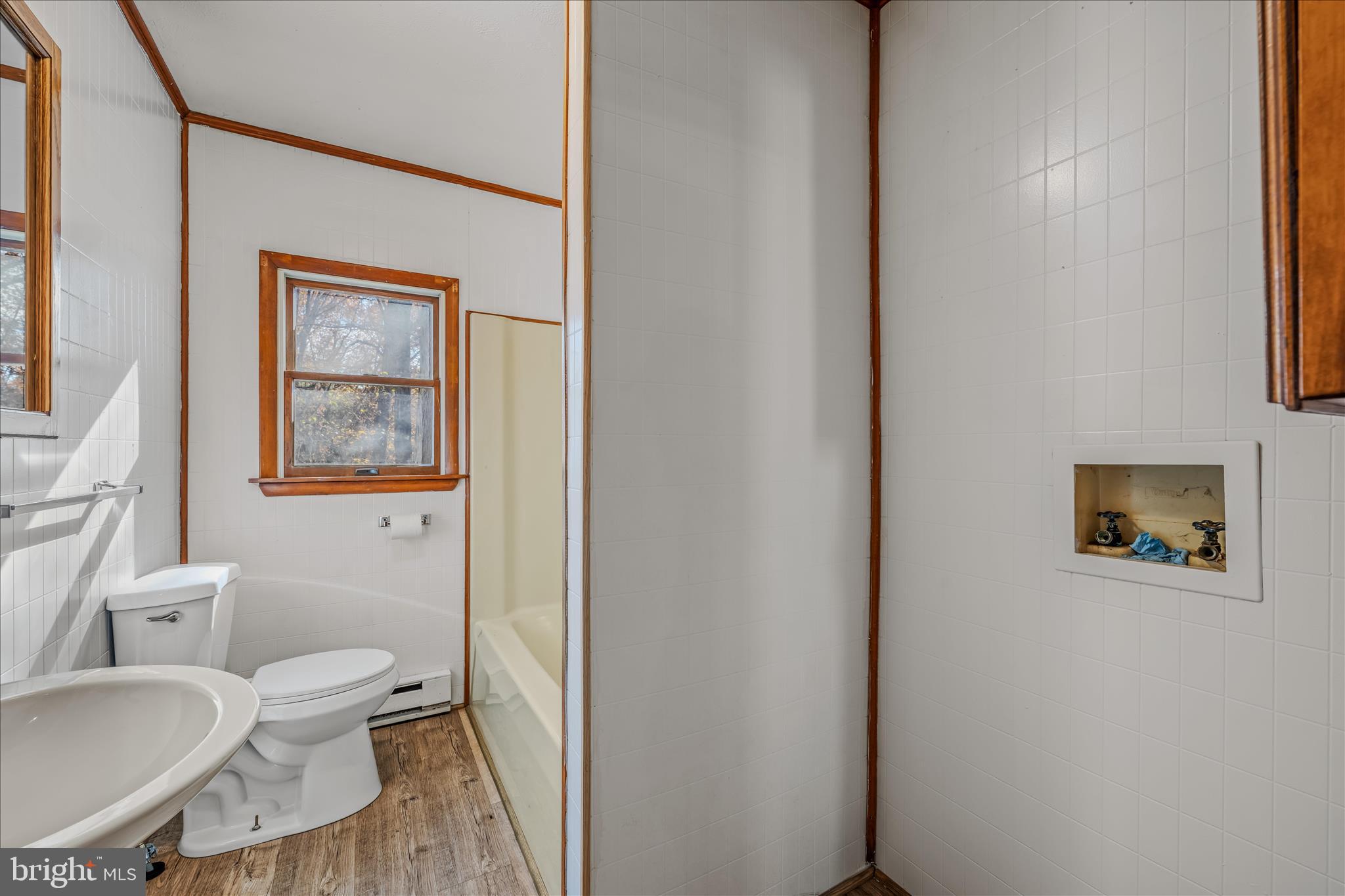 GREAT CACAPON - Residential Lease