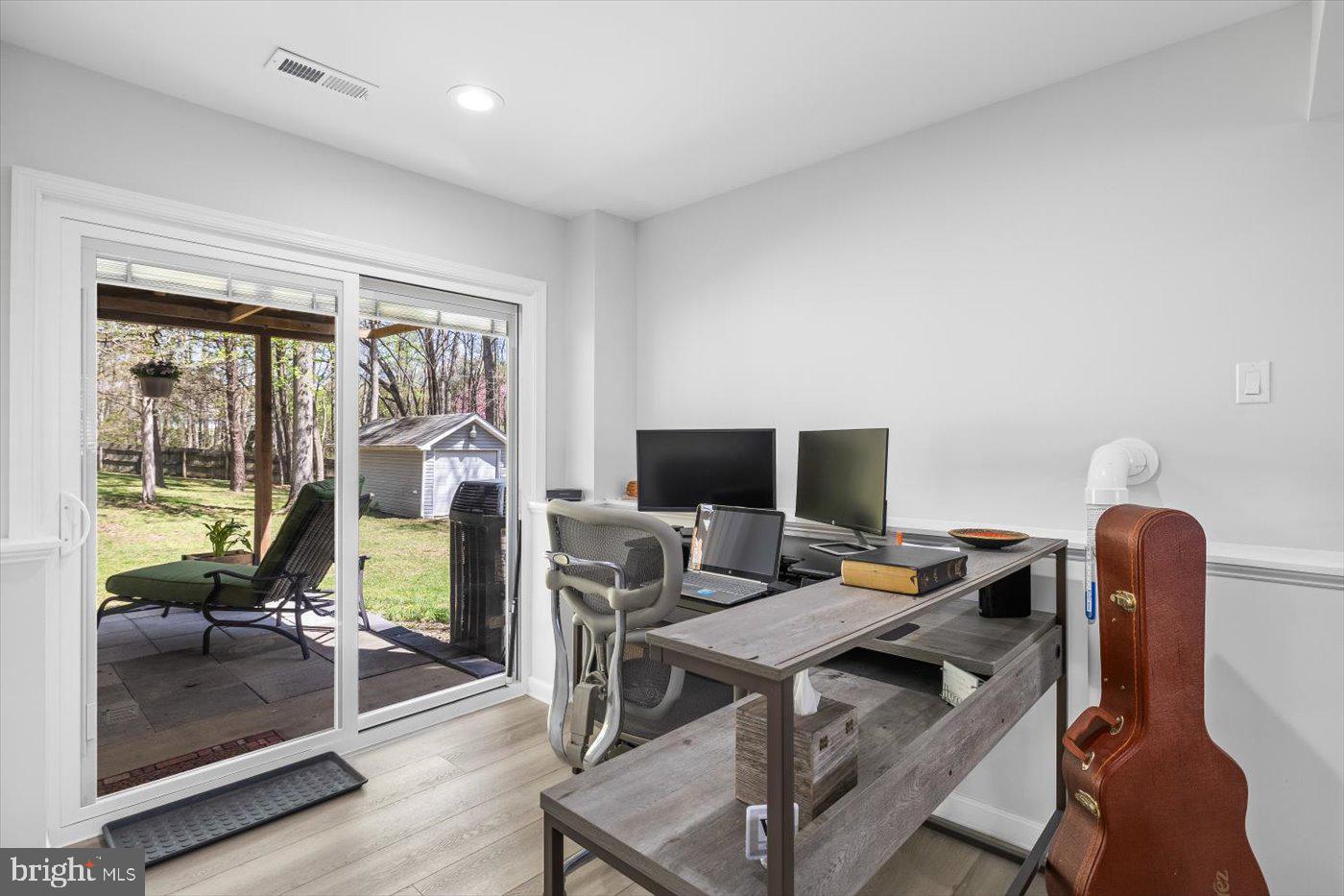 FALCON RIDGE - Residential