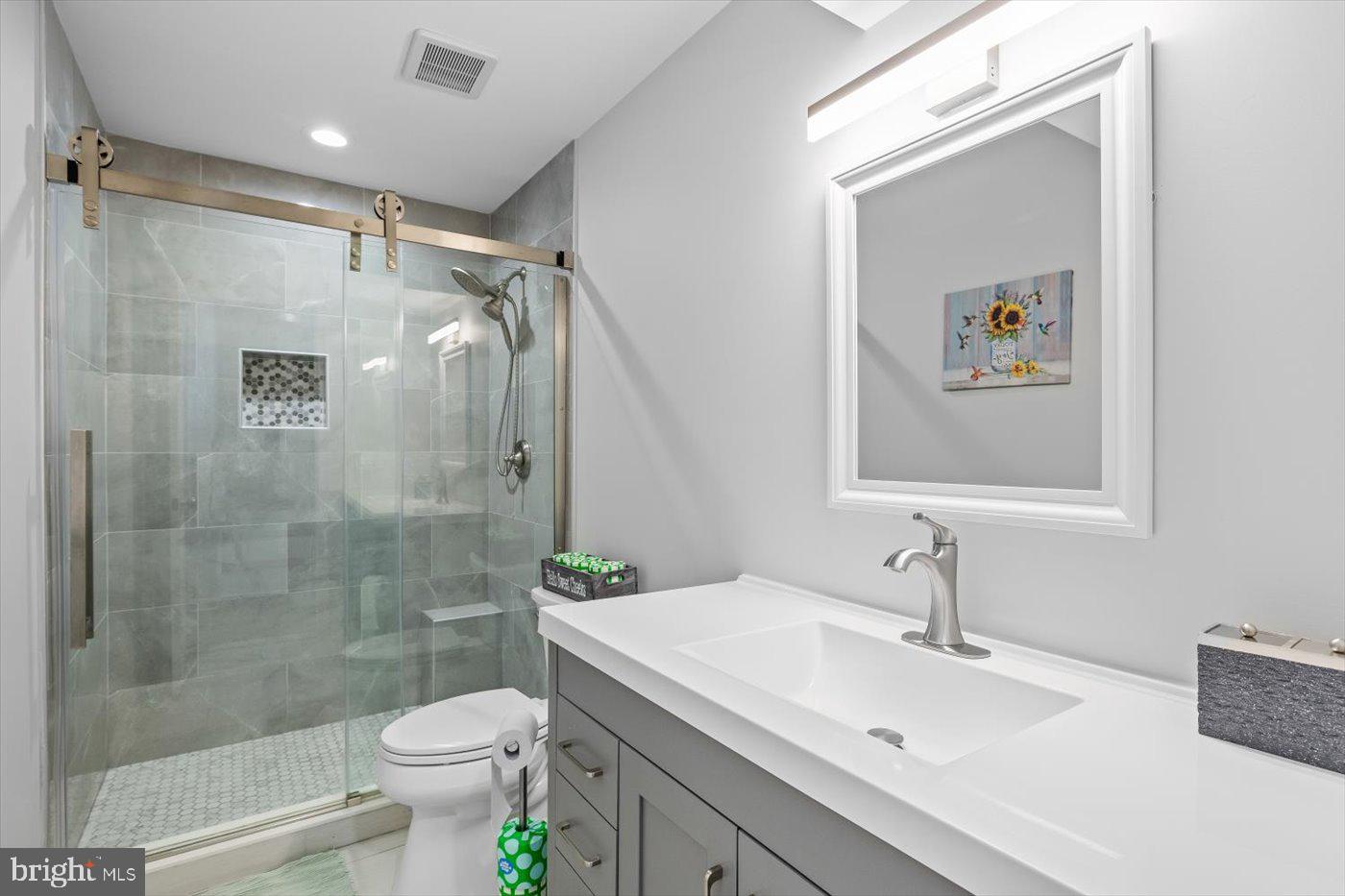 FALCON RIDGE - Residential