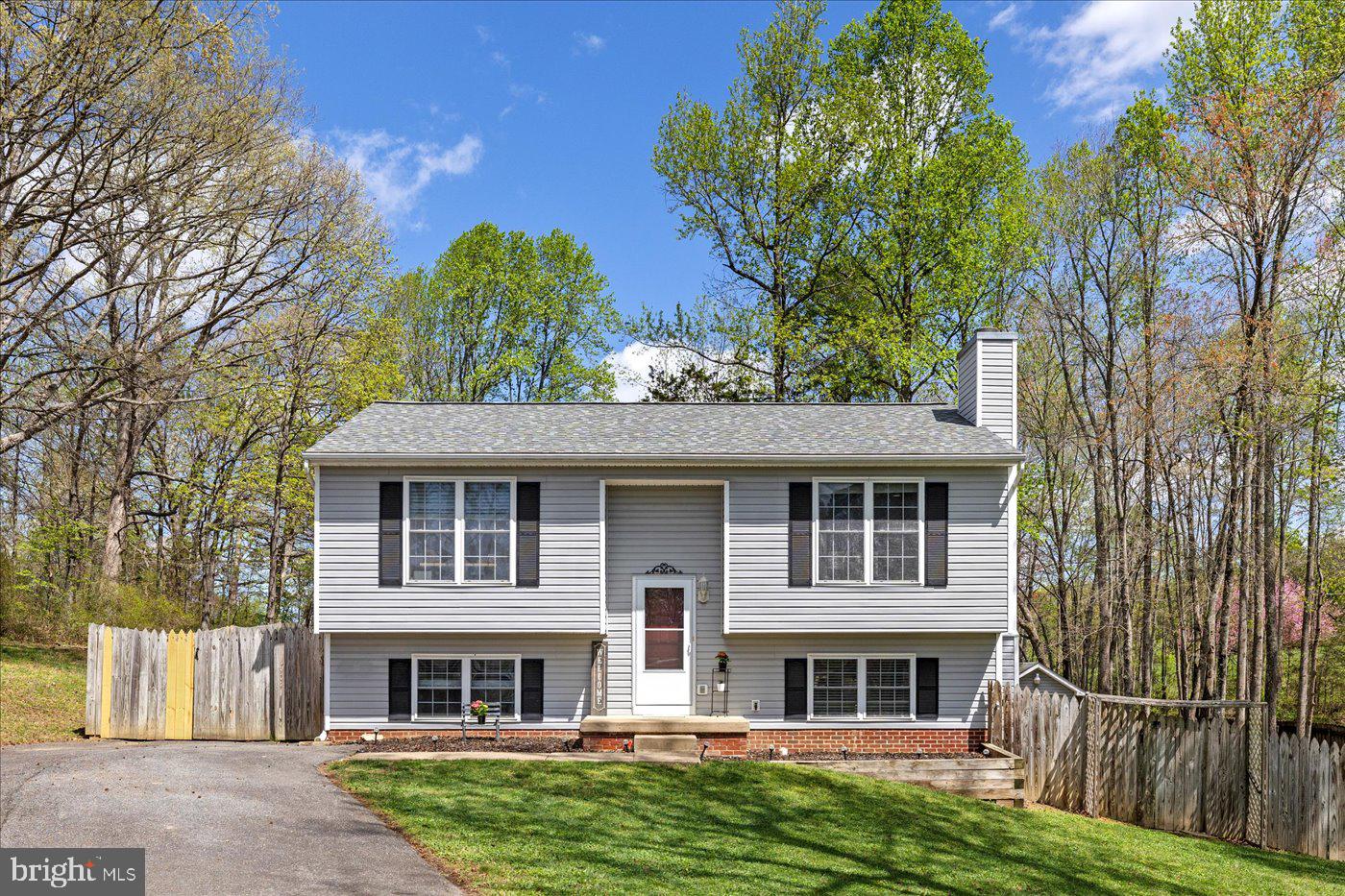 FALCON RIDGE - Residential