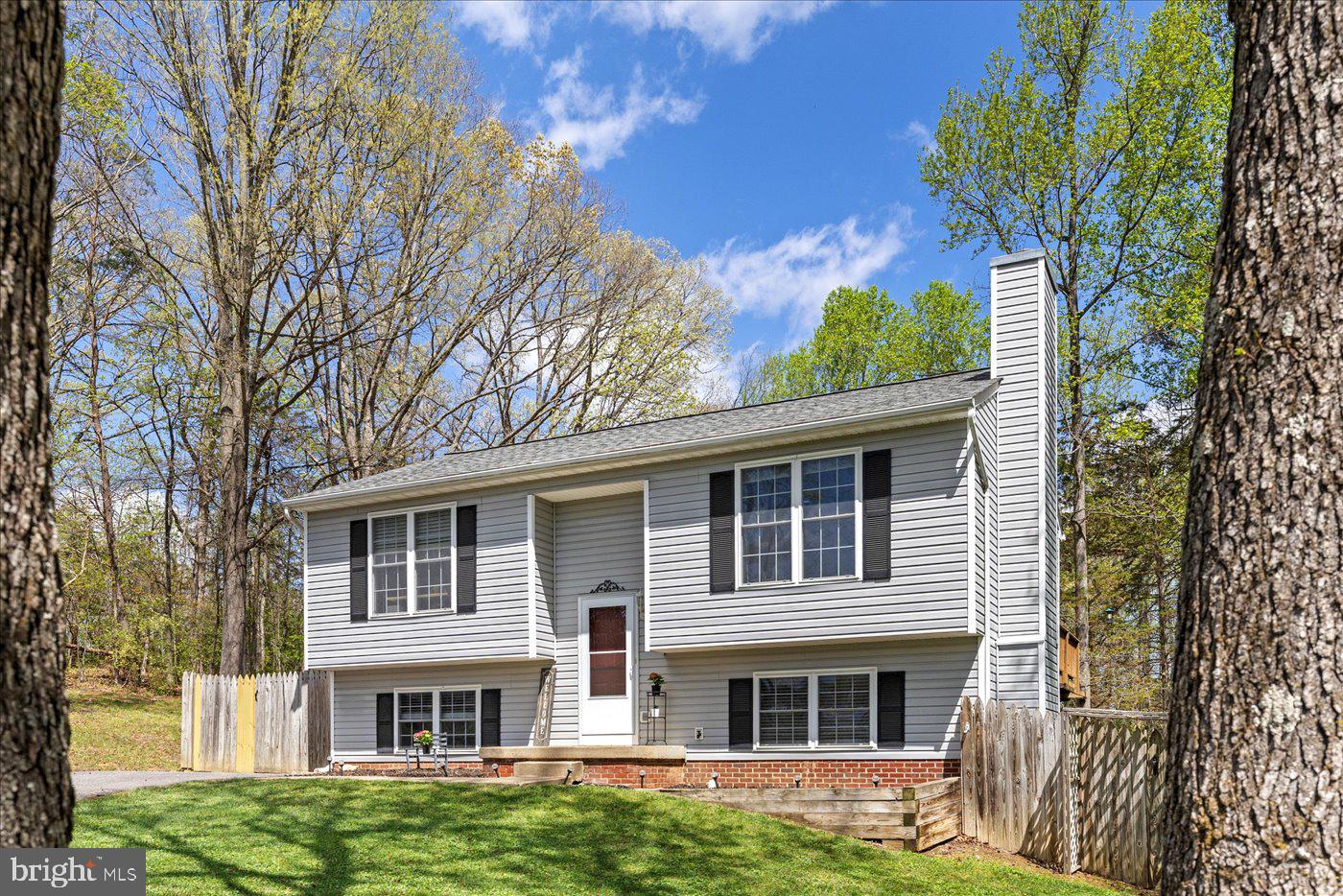 FALCON RIDGE - Residential