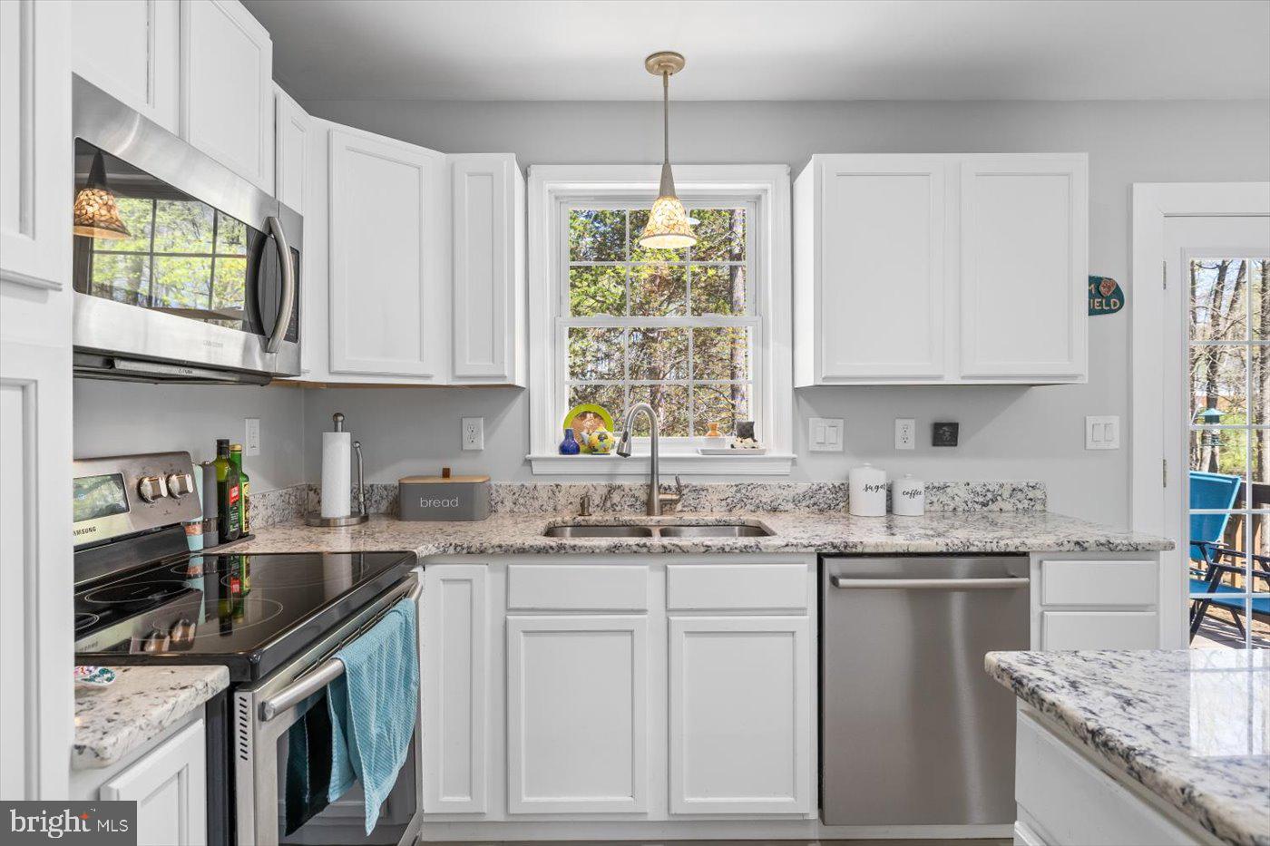 FALCON RIDGE - Residential