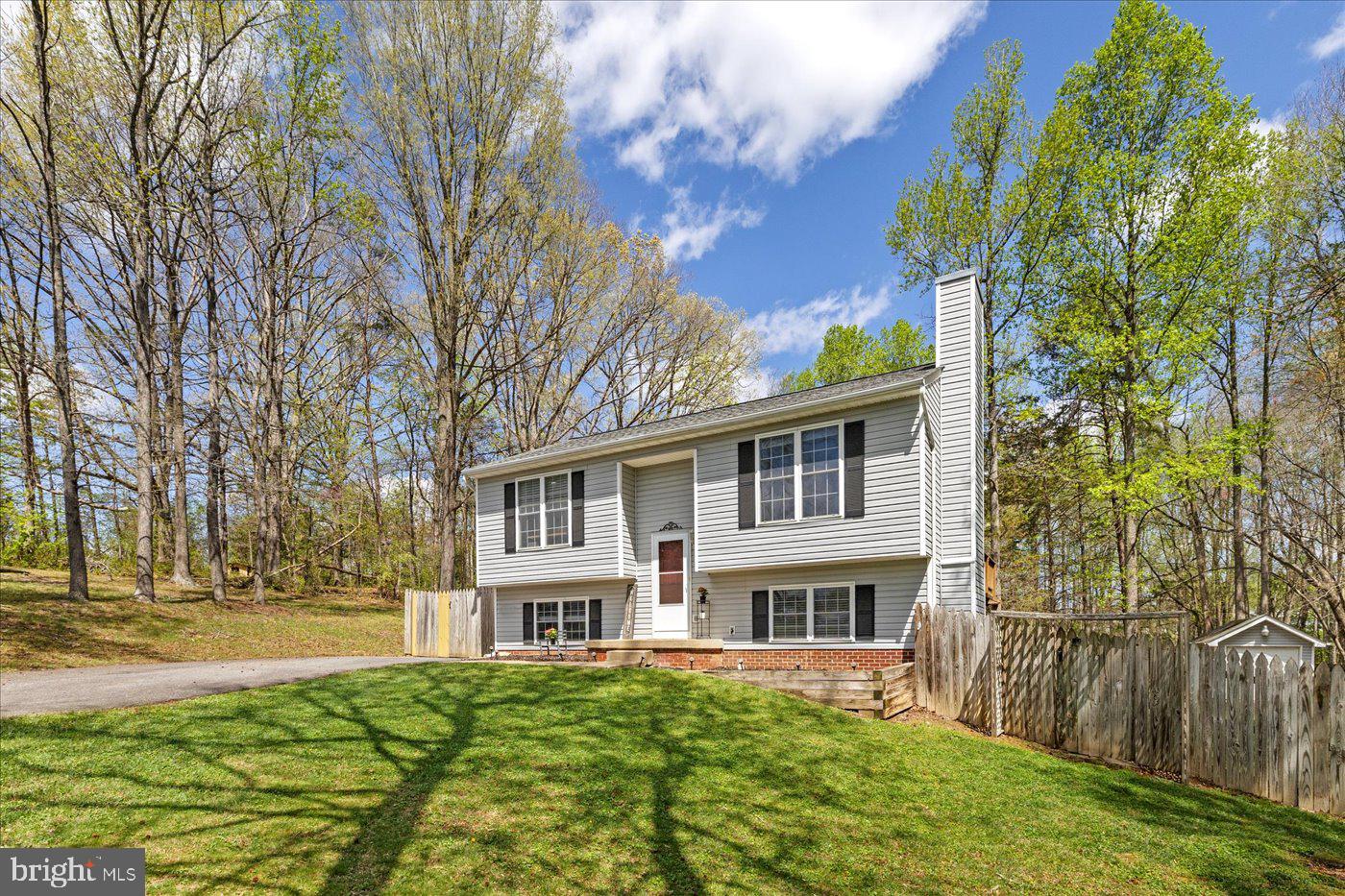 FALCON RIDGE - Residential