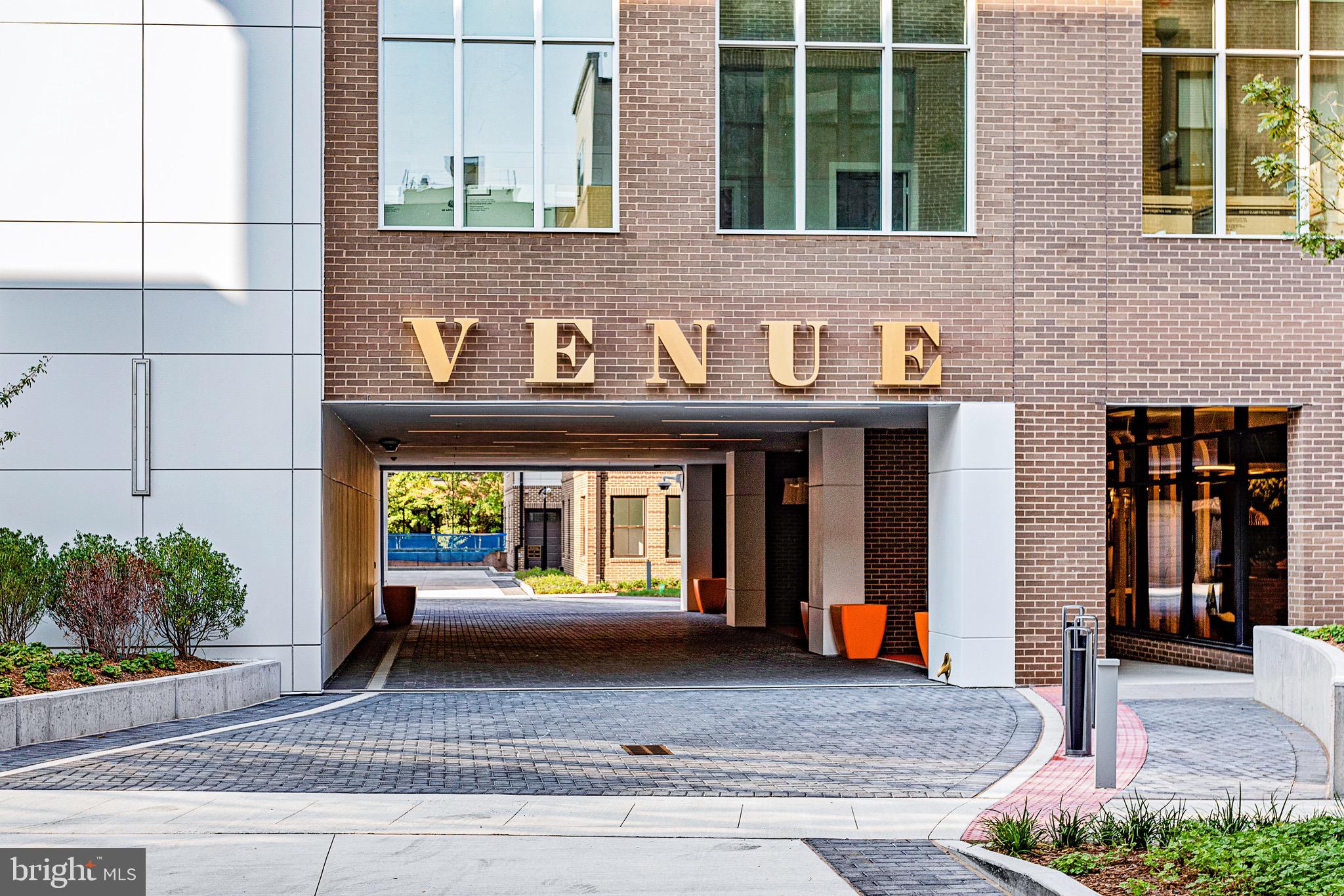 OLD TOWN ALEXANDRIA - Residential