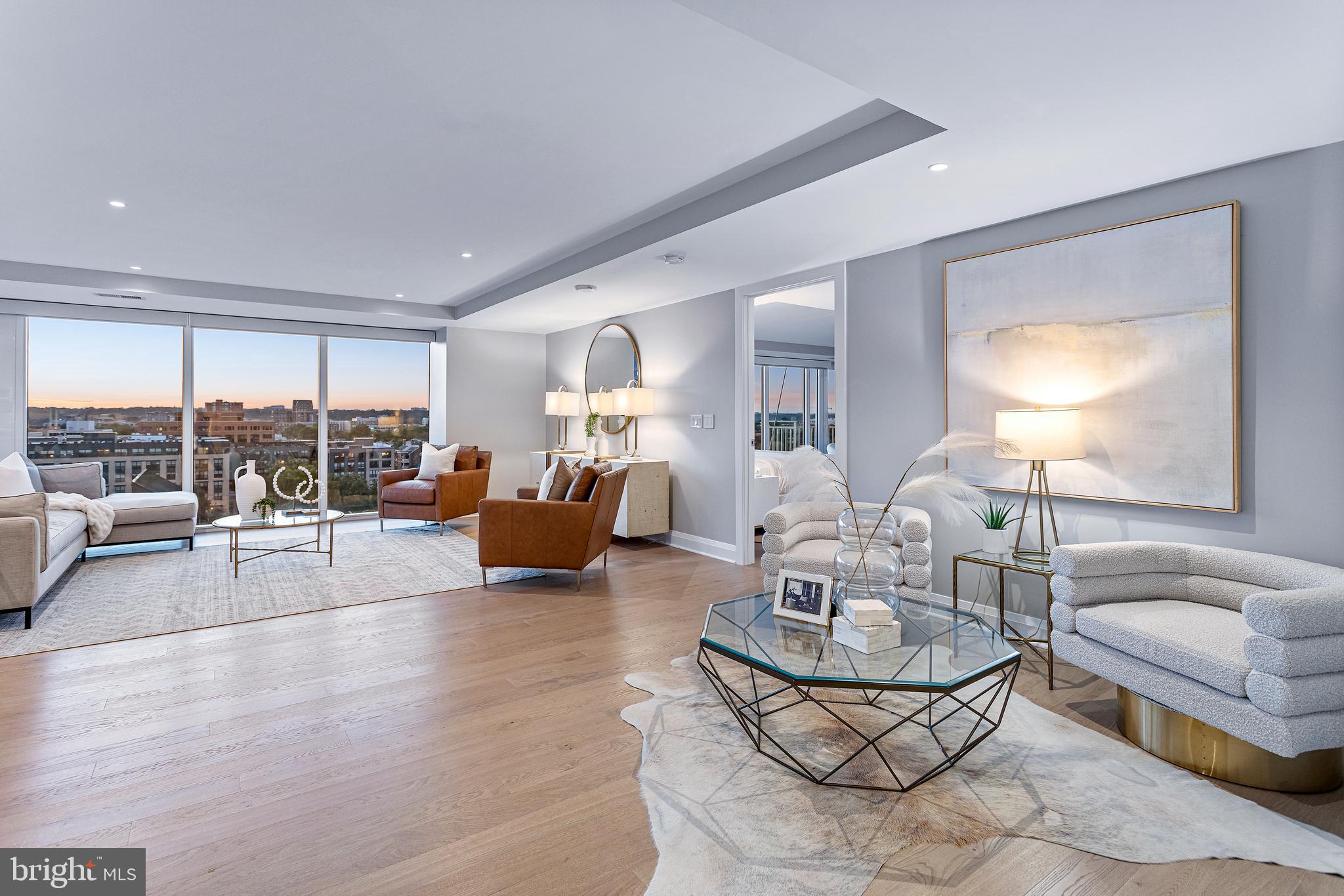 OLD TOWN ALEXANDRIA - Residential