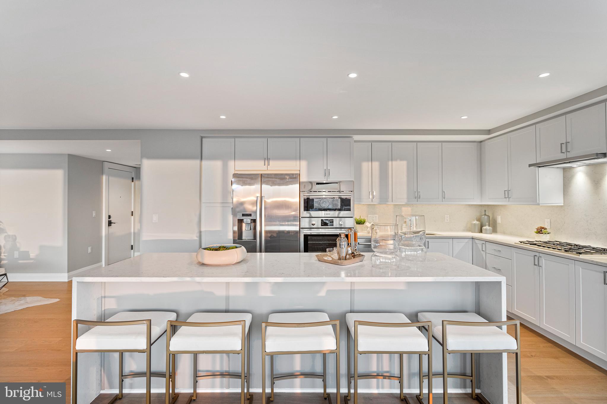 OLD TOWN ALEXANDRIA - Residential