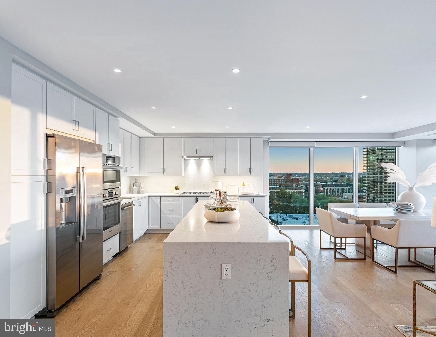 OLD TOWN ALEXANDRIA - Residential