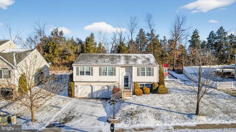 67 THAYER ROAD BIRDSBORO PA 19508