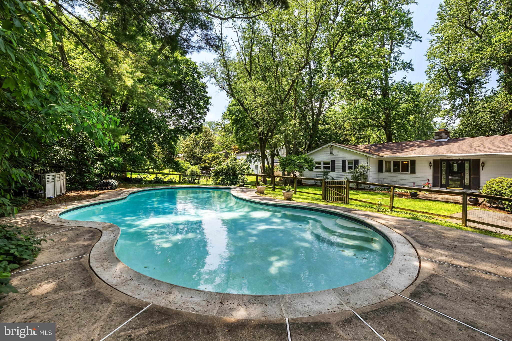 WORTHINGTON HEIGHTS - Residential