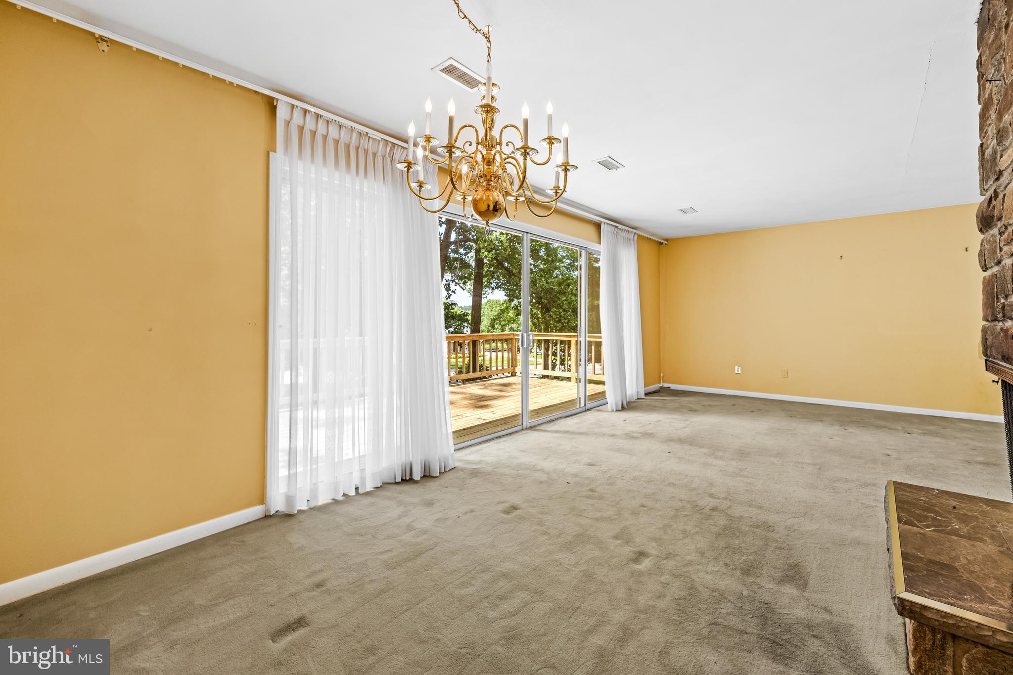 WORTHINGTON HEIGHTS - Residential