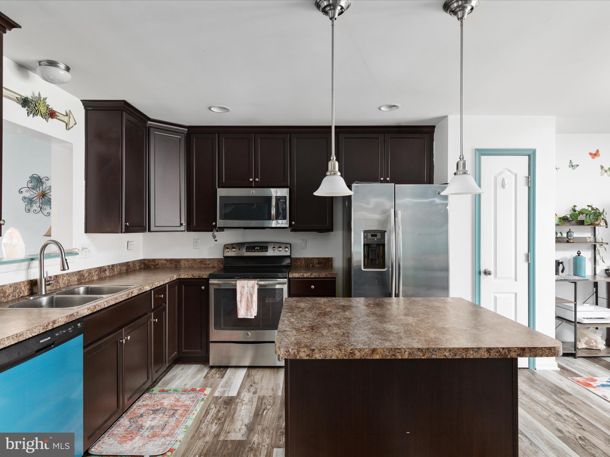 STONEBROOK VILLAGE - Residential