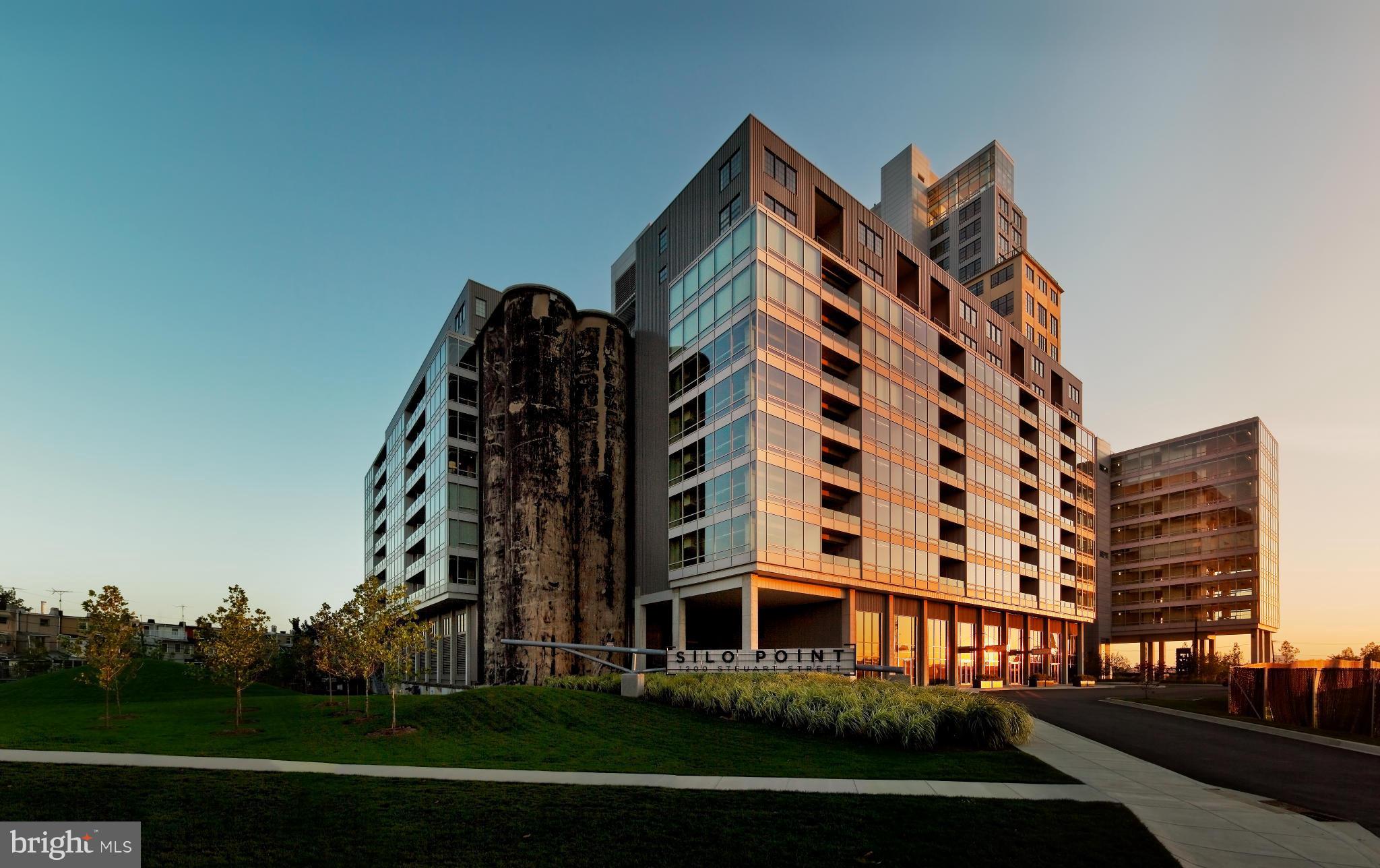 LOCUST POINT - Residential Lease