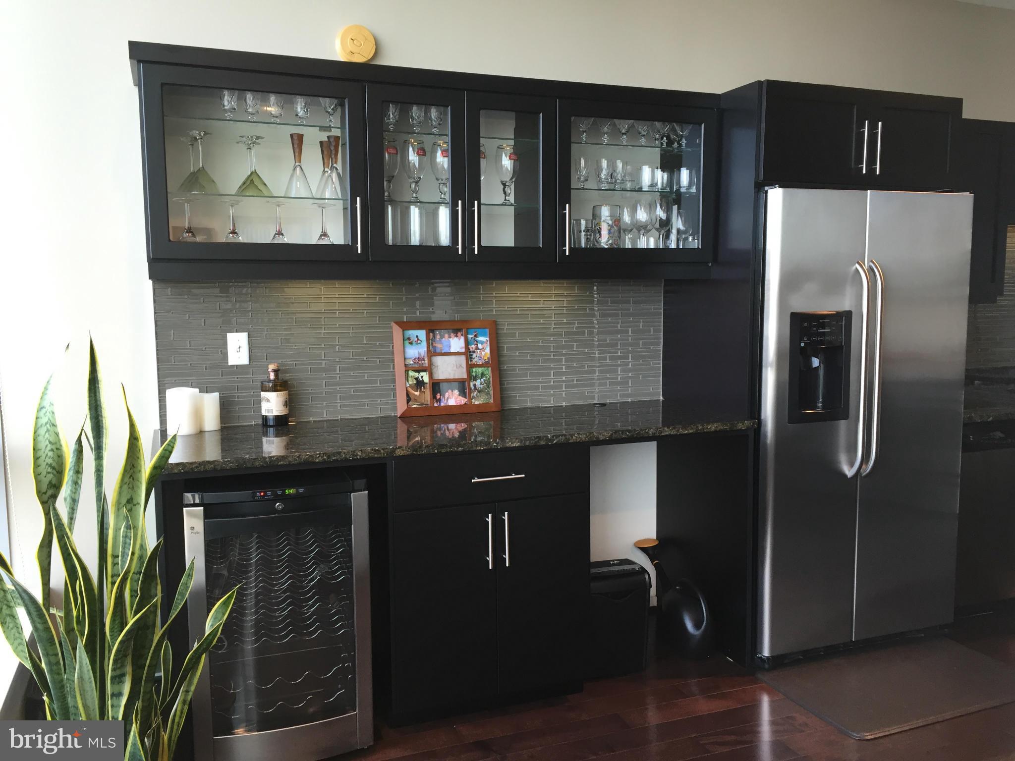 LOCUST POINT - Residential Lease