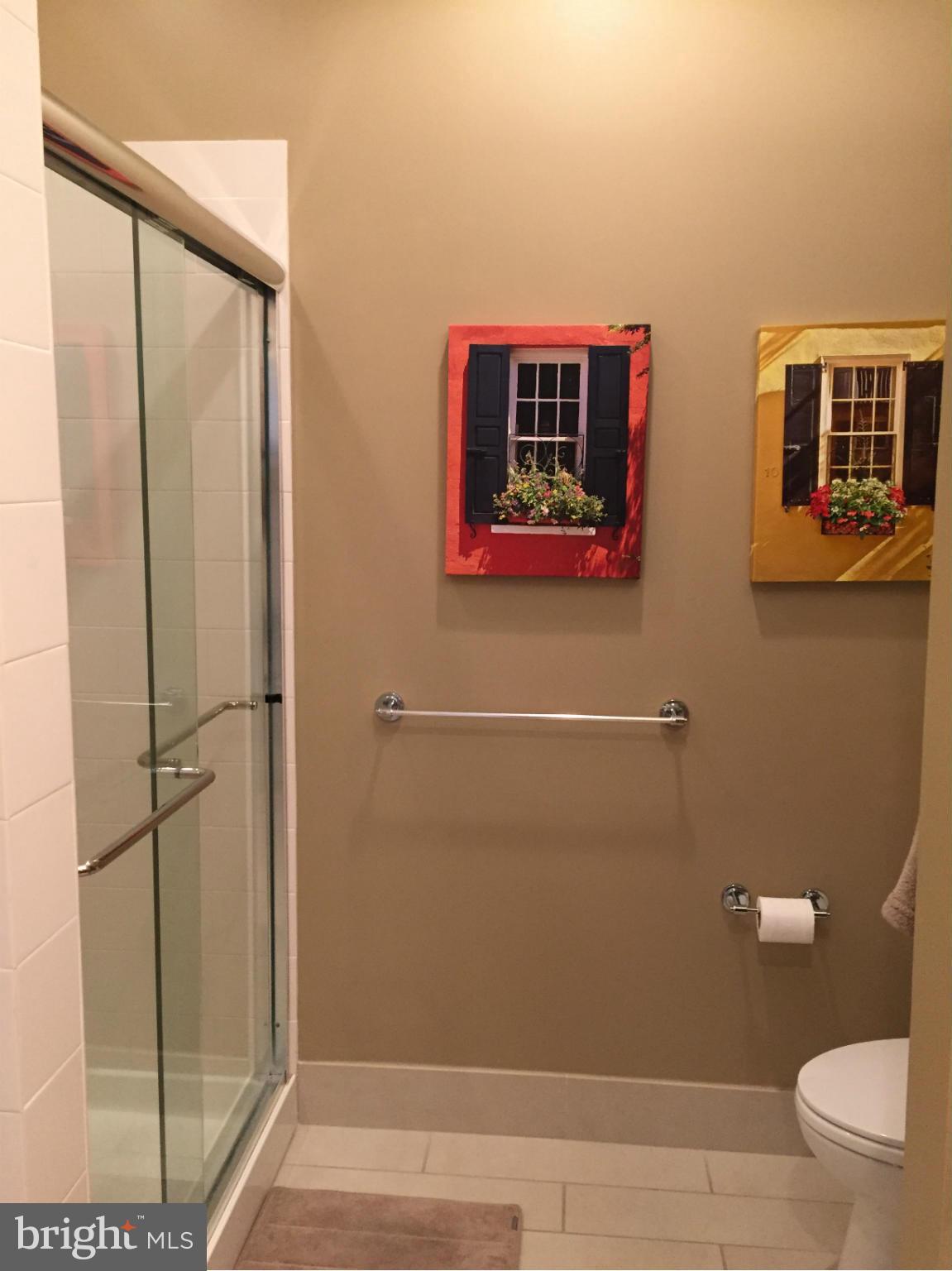 LOCUST POINT - Residential Lease