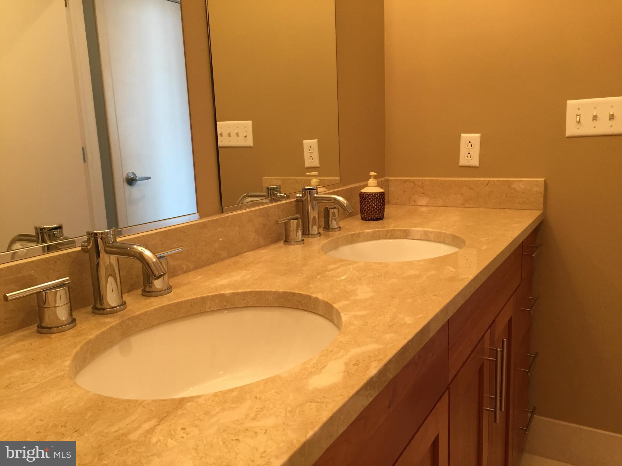 LOCUST POINT - Residential Lease