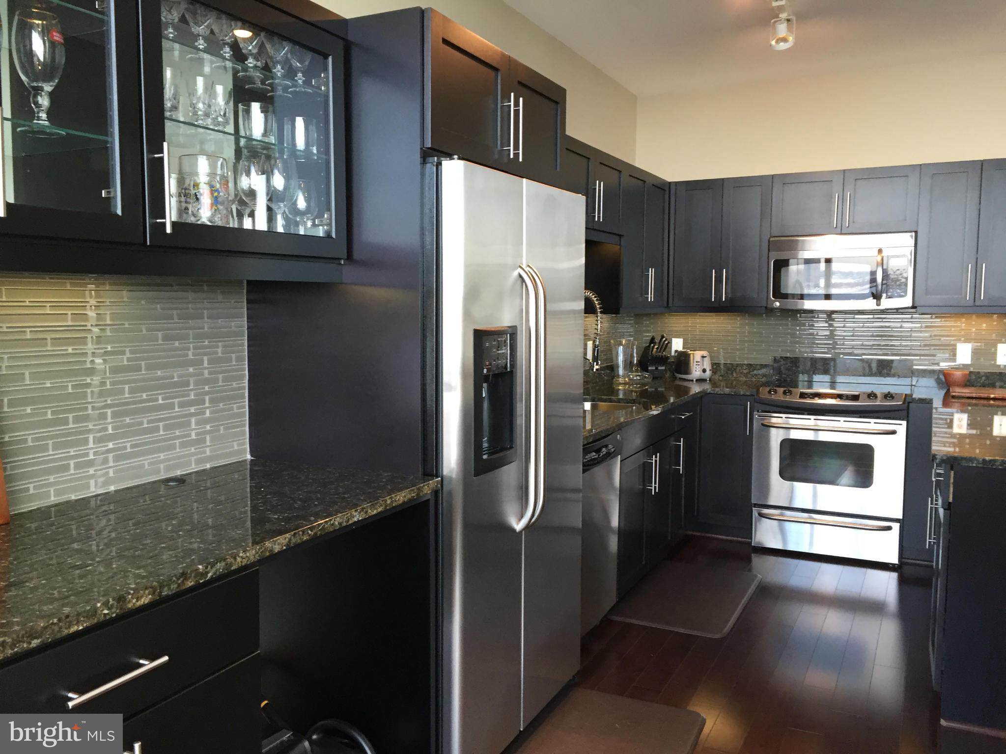 LOCUST POINT - Residential Lease