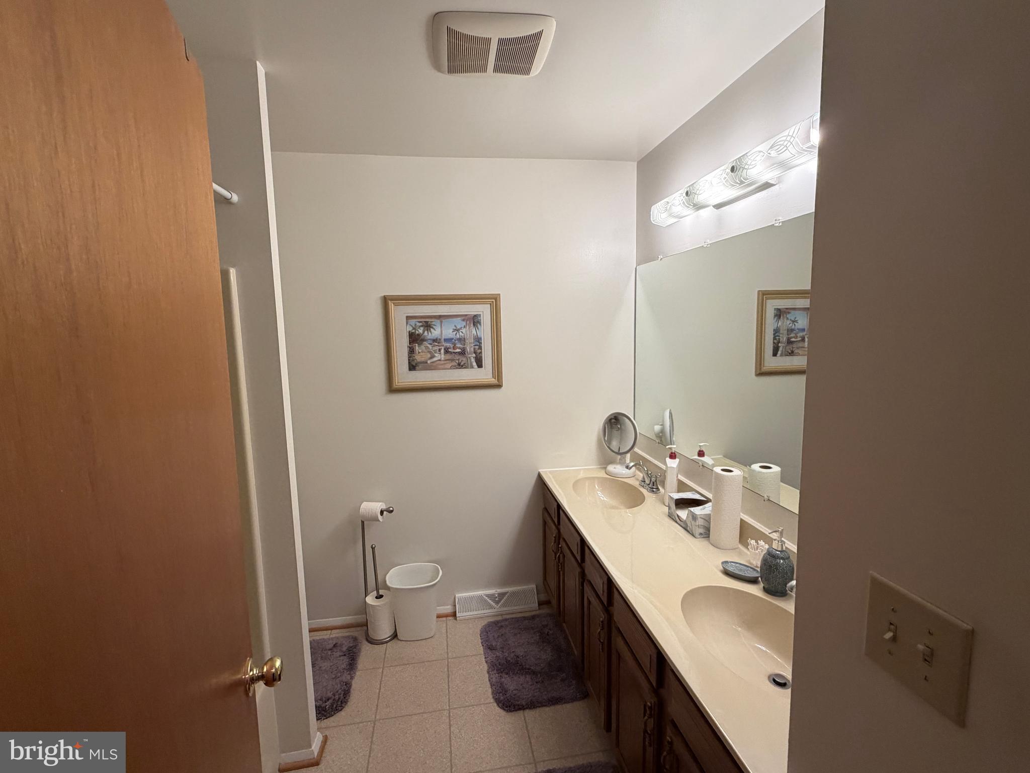 BRIGHTON MANOR - Residential