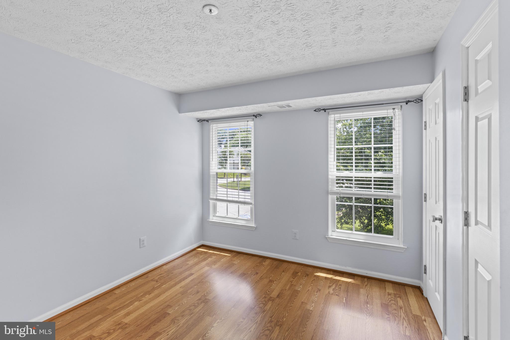 DEERFIELD - Residential Lease