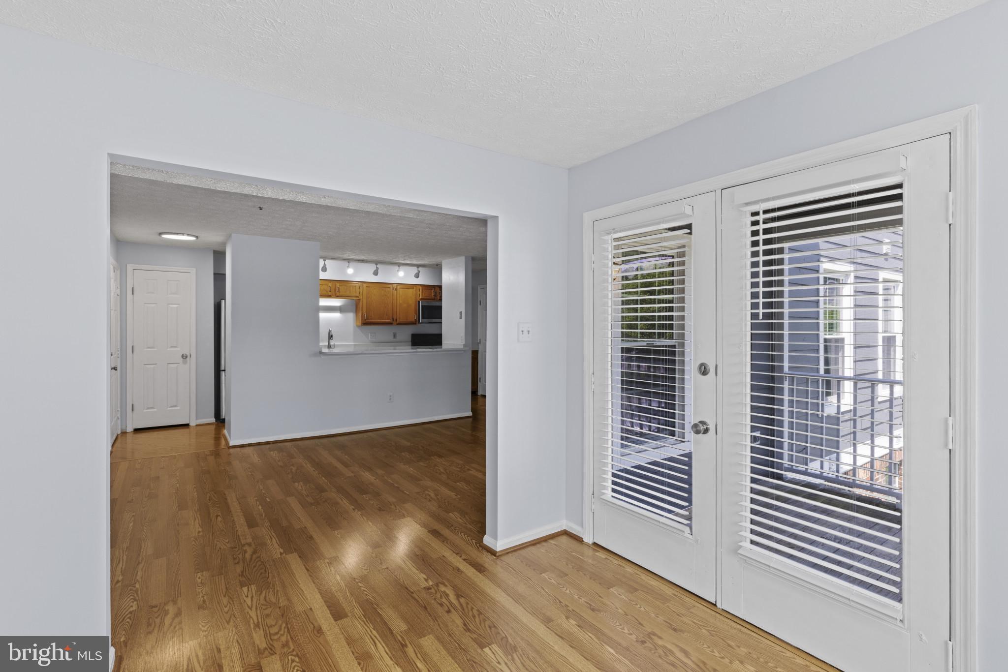 DEERFIELD - Residential Lease