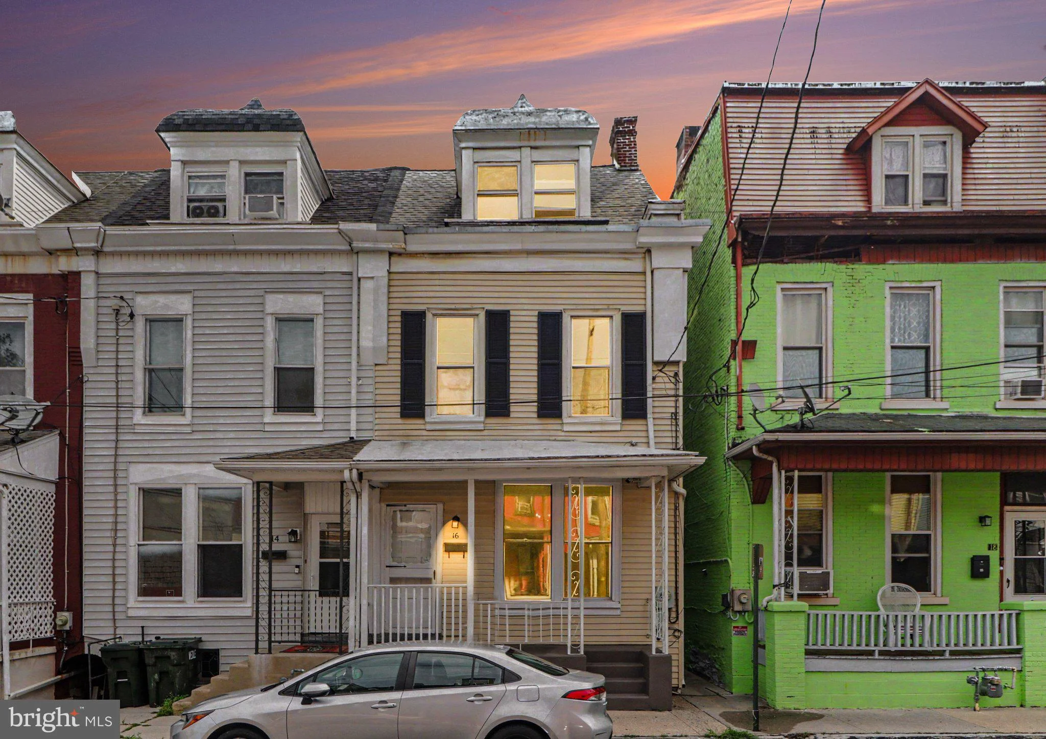 16 S 11th Street