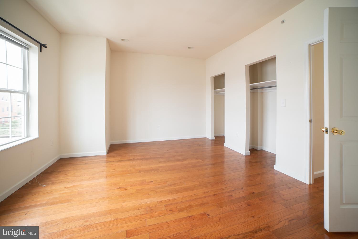 TEMPLE UNIVERSITY - Residential Lease