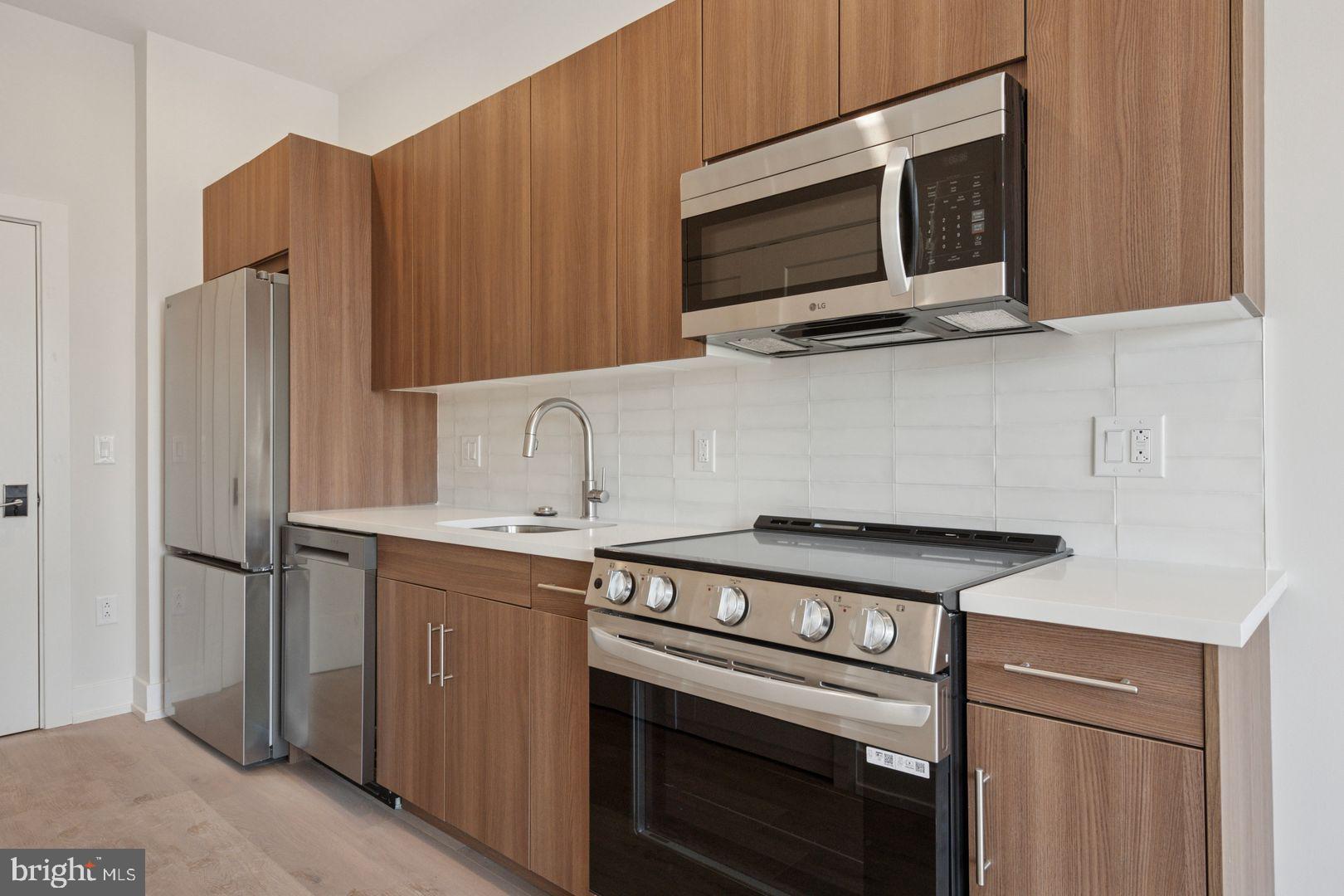 NORTHERN LIBERTIES - Residential Lease