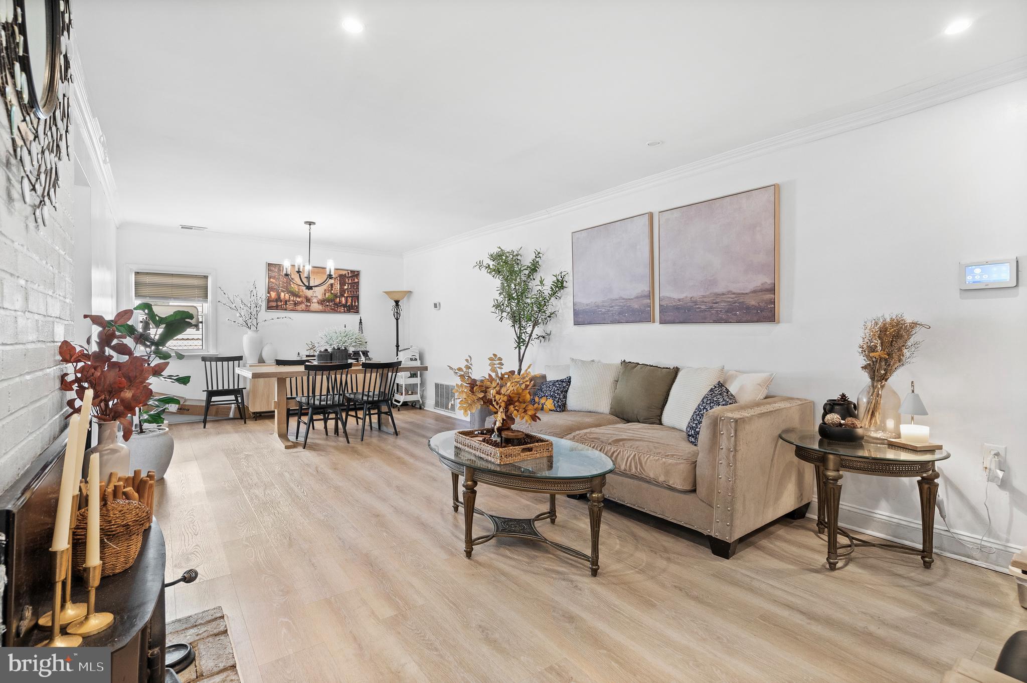 ACADEMY GARDENS - Residential