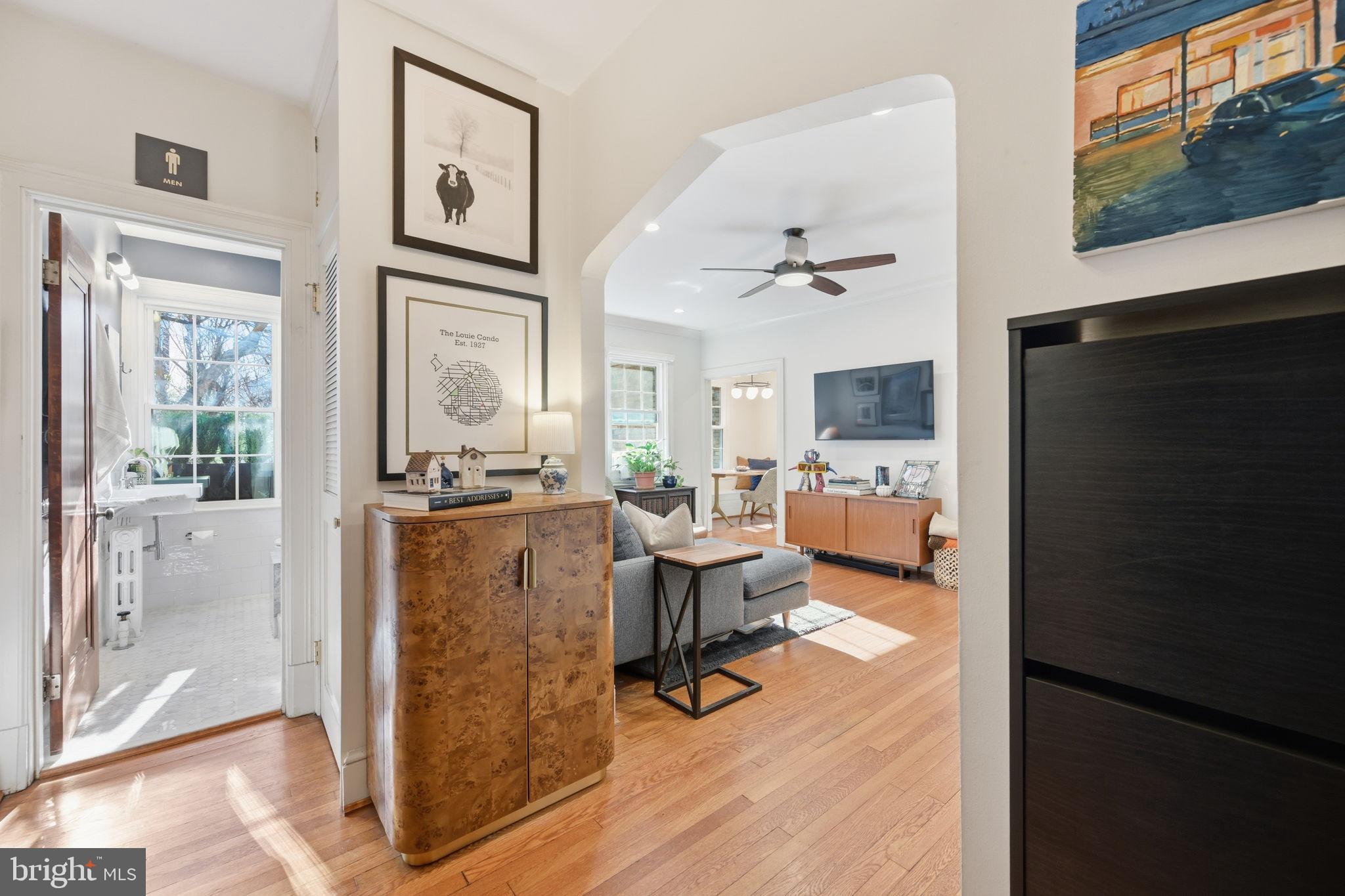 5402 CONNECTICUT AVENUE NW 202