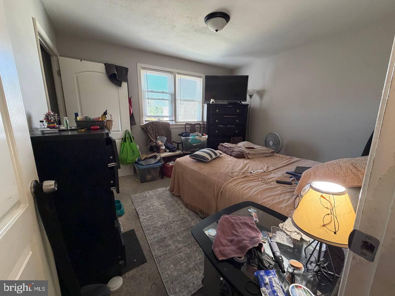 IVERSON SQUARE CONDOMINIUM - Residential