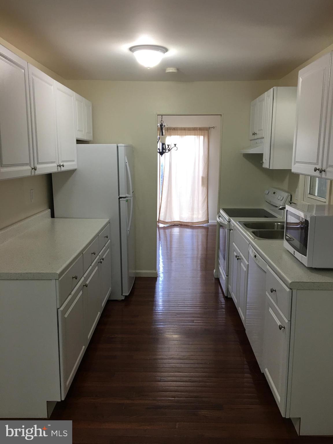 TANTALLON ON THE POTOMAC - Residential