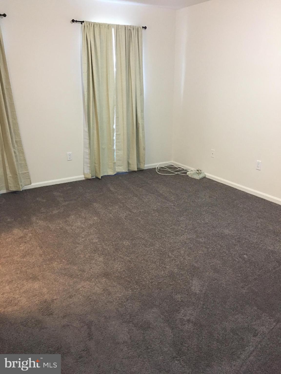 TANTALLON ON THE POTOMAC - Residential