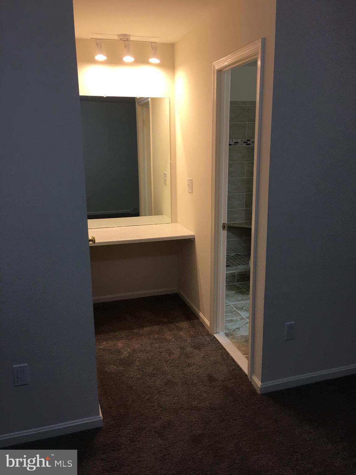 TANTALLON ON THE POTOMAC - Residential