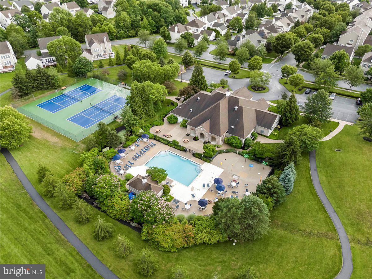 WINDSOR RIDGE - Residential