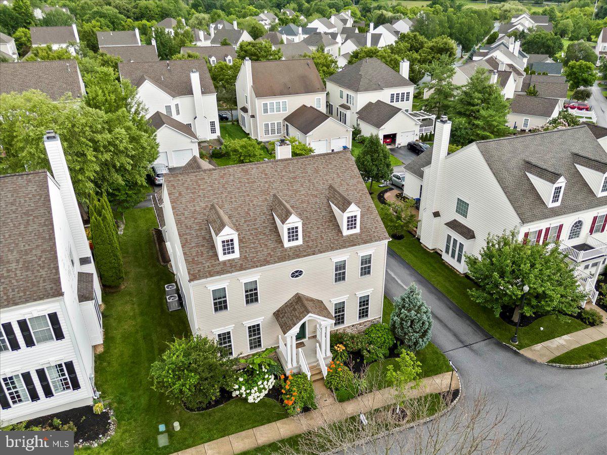 WINDSOR RIDGE - Residential